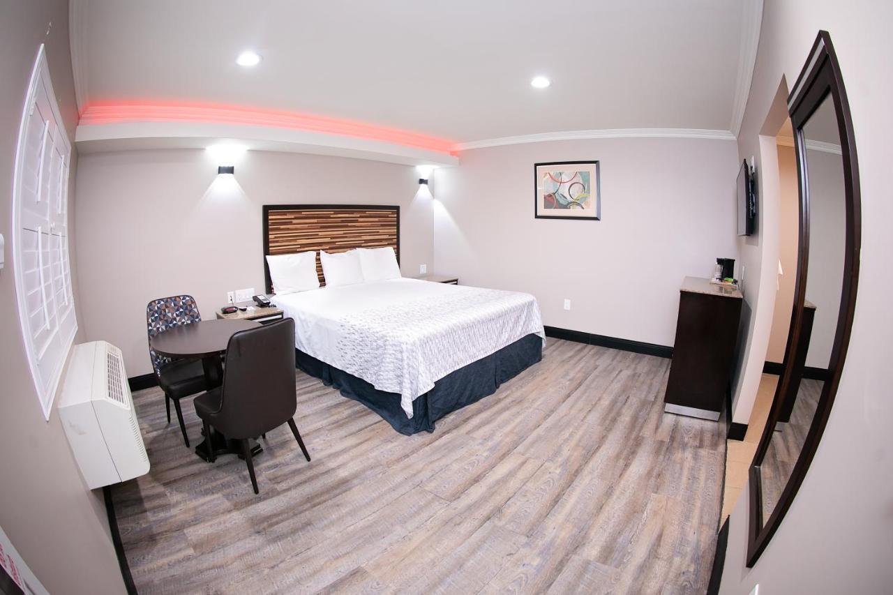 Diamond Bell Inn & Suites Kültér fotó