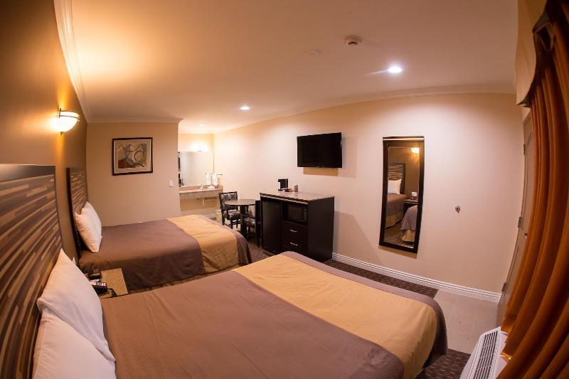 Diamond Bell Inn & Suites Kültér fotó