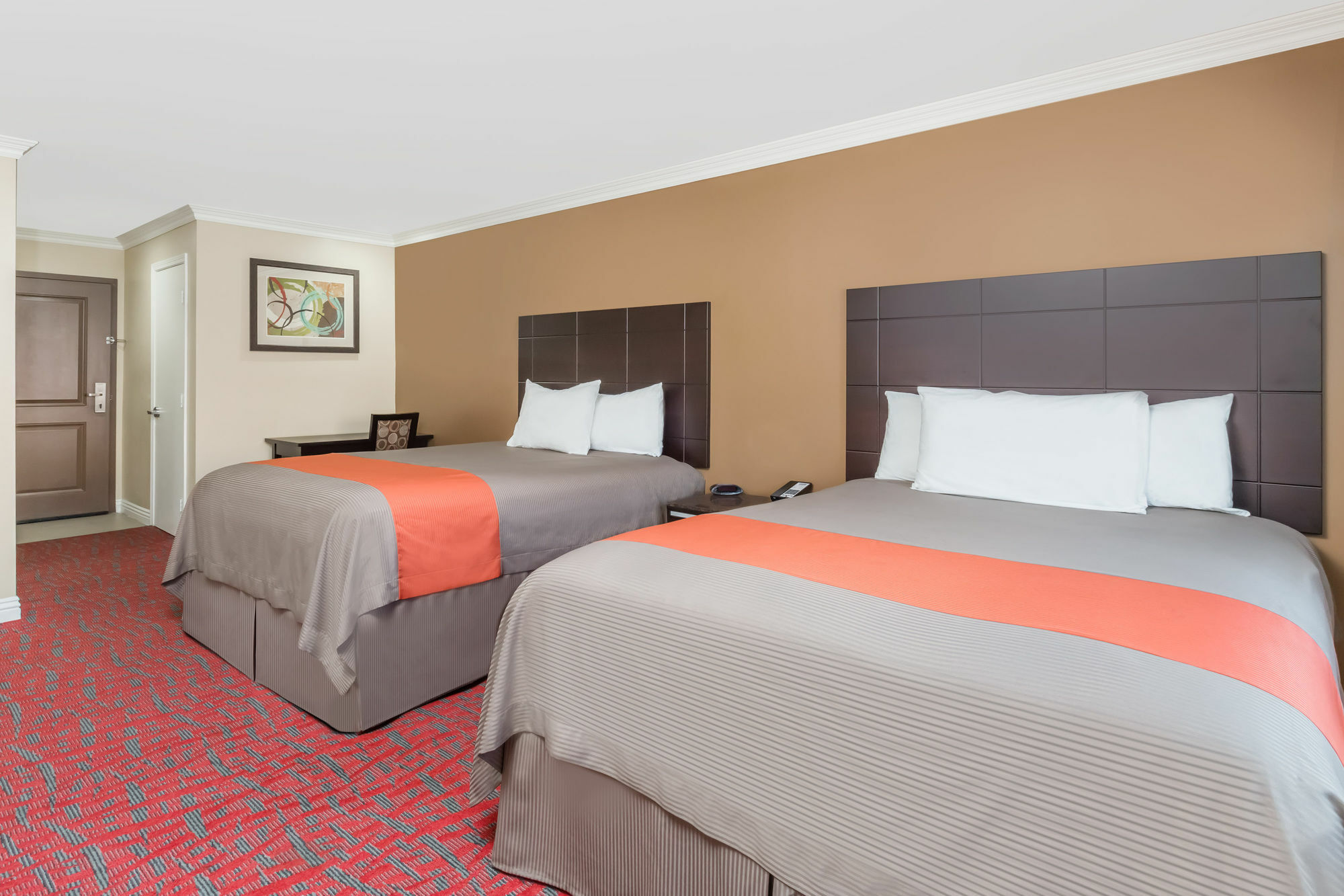 Diamond Bell Inn & Suites Kültér fotó